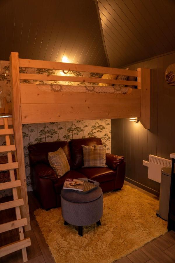 The Treehouse - Sleeps 4 Villa Old Leake Luaran gambar