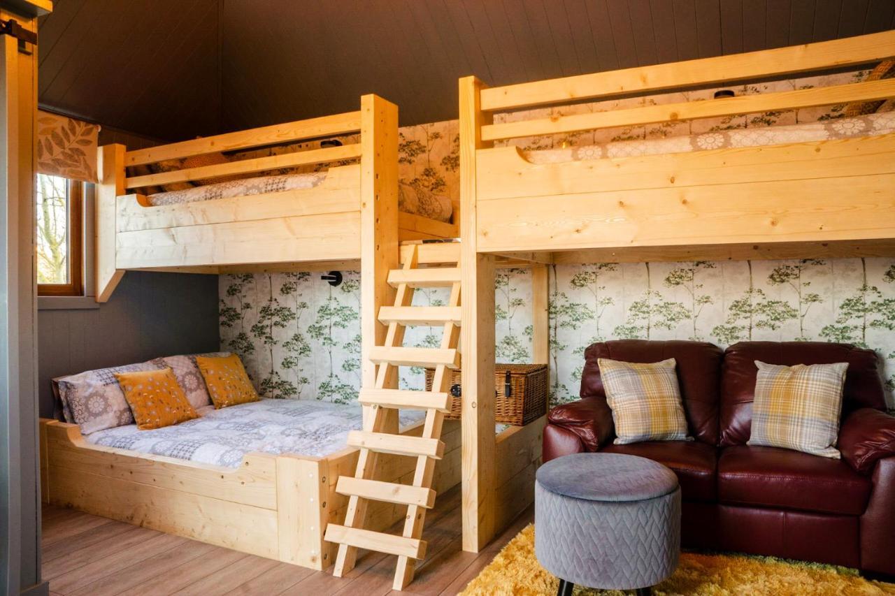 The Treehouse - Sleeps 4 Villa Old Leake Luaran gambar
